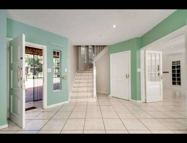 5 BEDROOM PROPERTY TO RENT IN FOURWAYS GARDENS